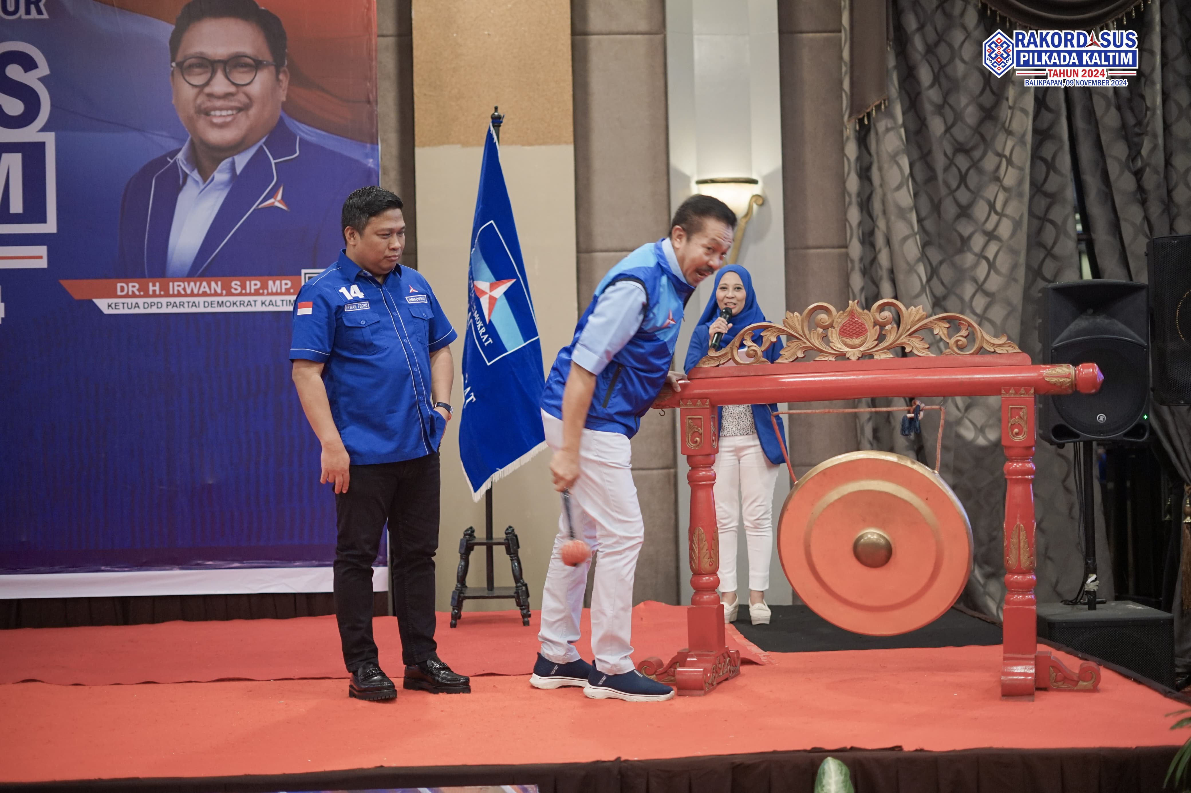 Ketua Satgas Kalimantan yang juga Ketua Wantim DPP Partai Demokrat Sarjan Taher membuka Rakordasus DPD PD Kaltim konsolidasi pemenangan Pilkada di Balikpapan, Kaltim.